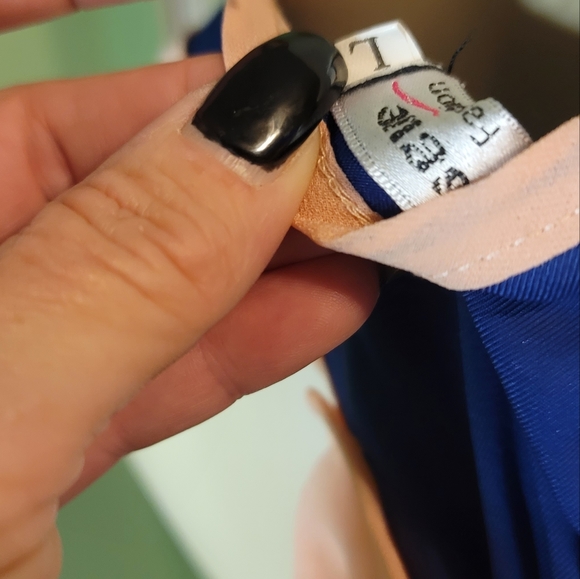 Vague Fashion Blue Long top with Pink Trim & Bow on Back - Picture 6 of 12